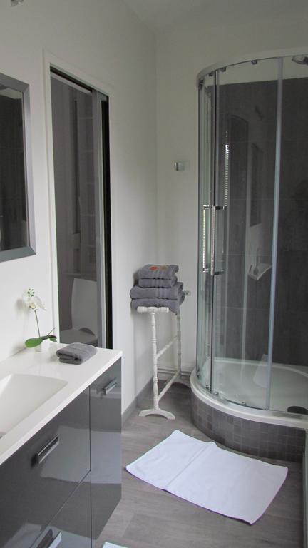 Gite Histoire De Maison Arras Habitación foto