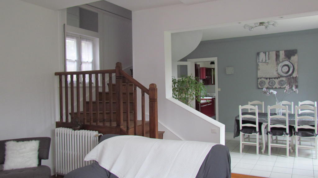 Gite Histoire De Maison Arras Habitación foto