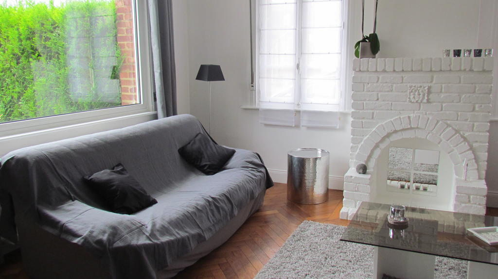 Gite Histoire De Maison Arras Habitación foto